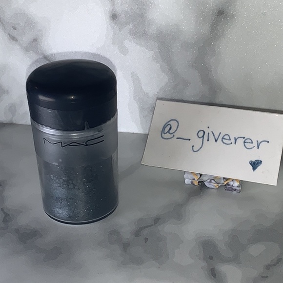 EMERALD DUSK - MAC Pigment - Picture 3 of 17